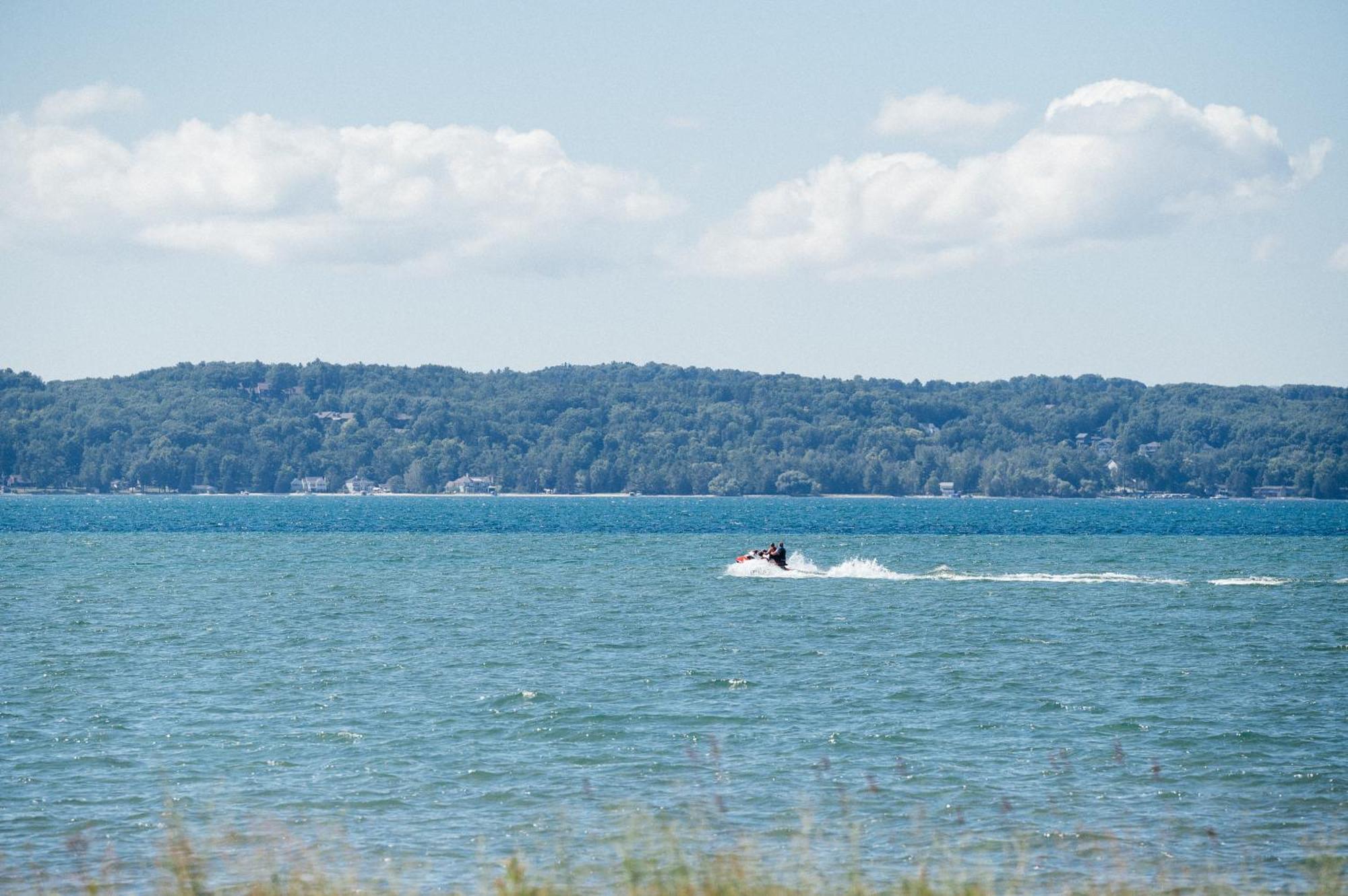 Kasa Gold Coast Inn Traverse City Zewnętrze zdjęcie