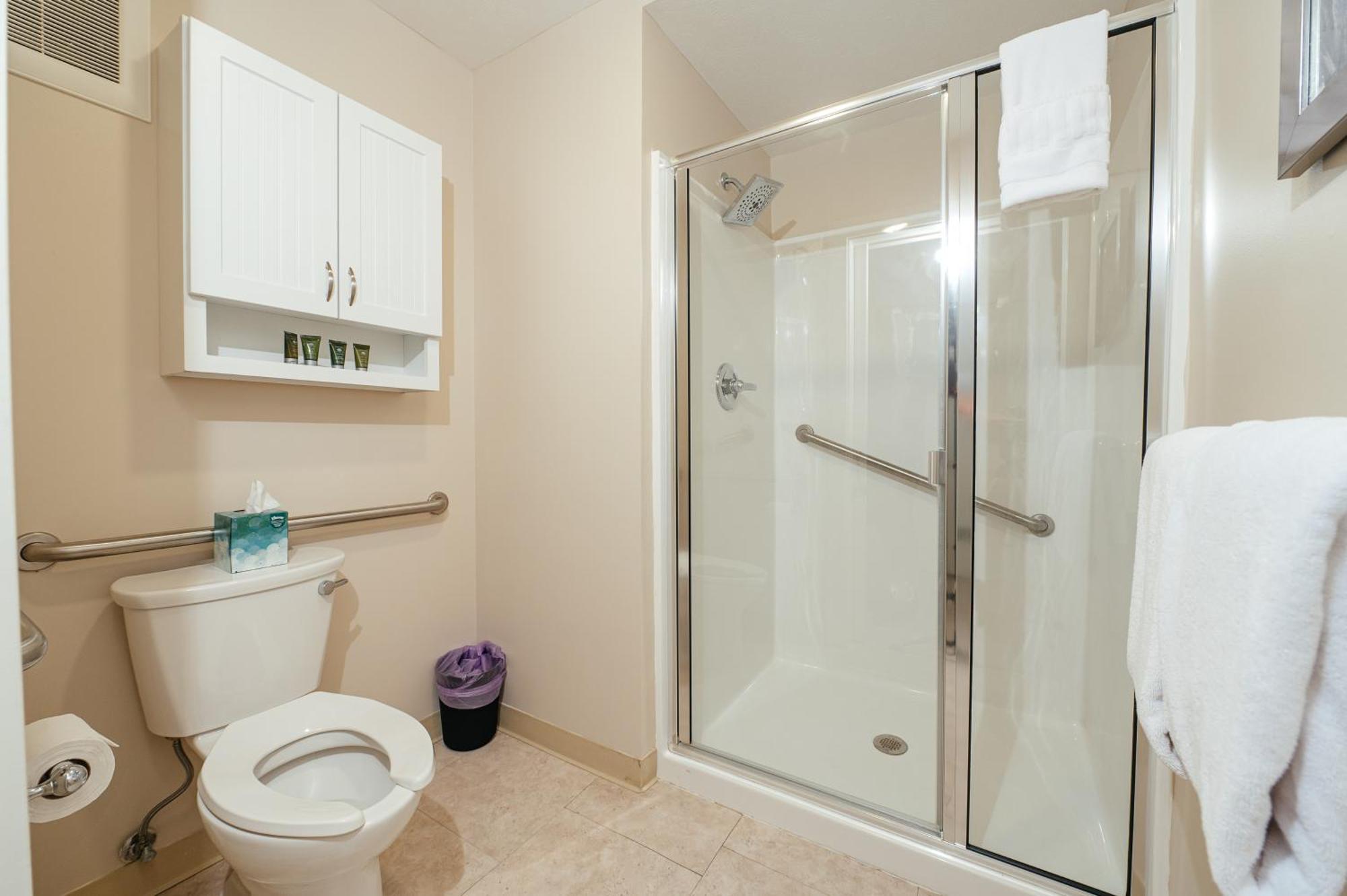 Kasa Gold Coast Inn Traverse City Pokój zdjęcie