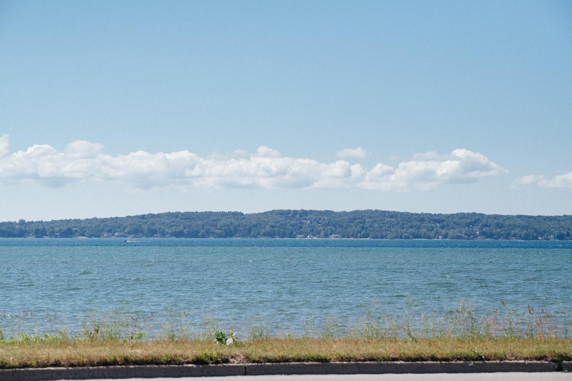 Kasa Gold Coast Inn Traverse City Zewnętrze zdjęcie