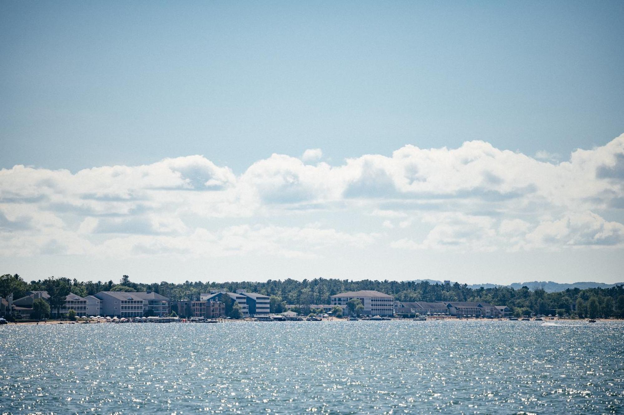 Kasa Gold Coast Inn Traverse City Zewnętrze zdjęcie