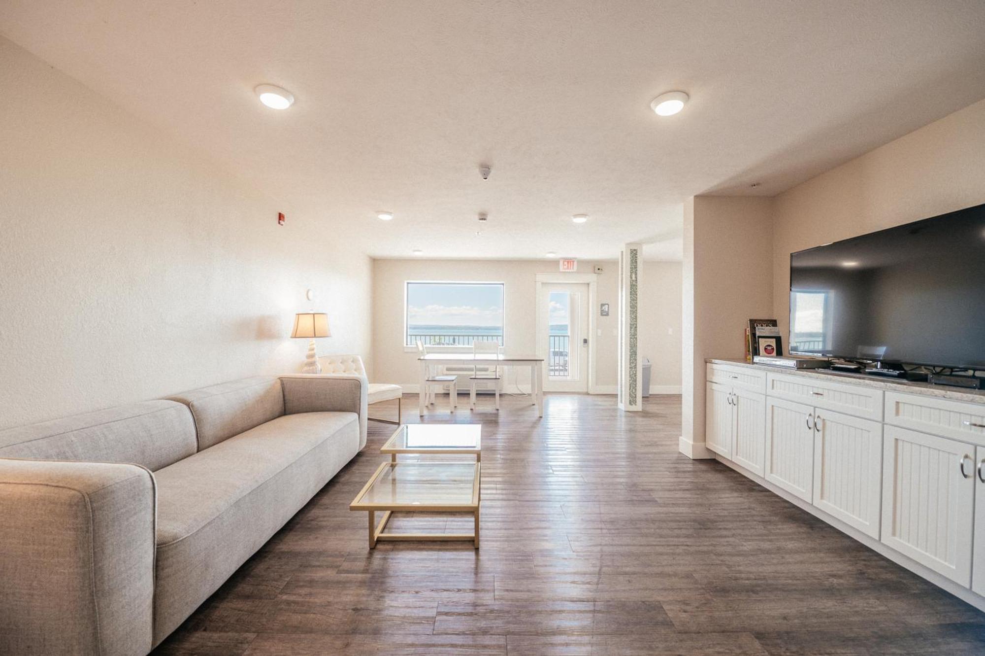 Kasa Gold Coast Inn Traverse City Zewnętrze zdjęcie
